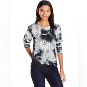 Joe’s Jeans Collection Women’s Size M Blue & White Tie Dye Distressed Sweater